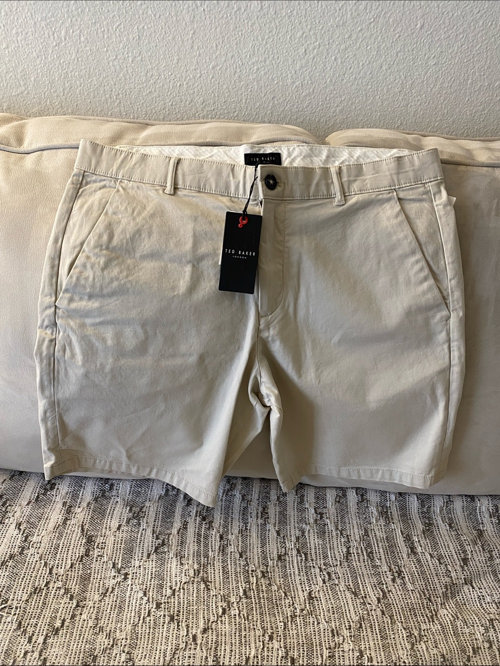 New Men’s Ted Baker London Chino Shorts Size 34